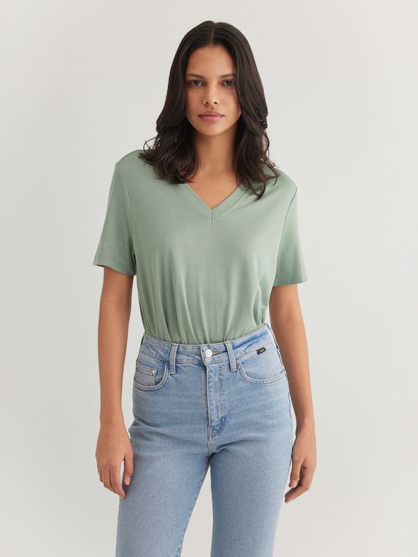 LUX TOUCH TEE