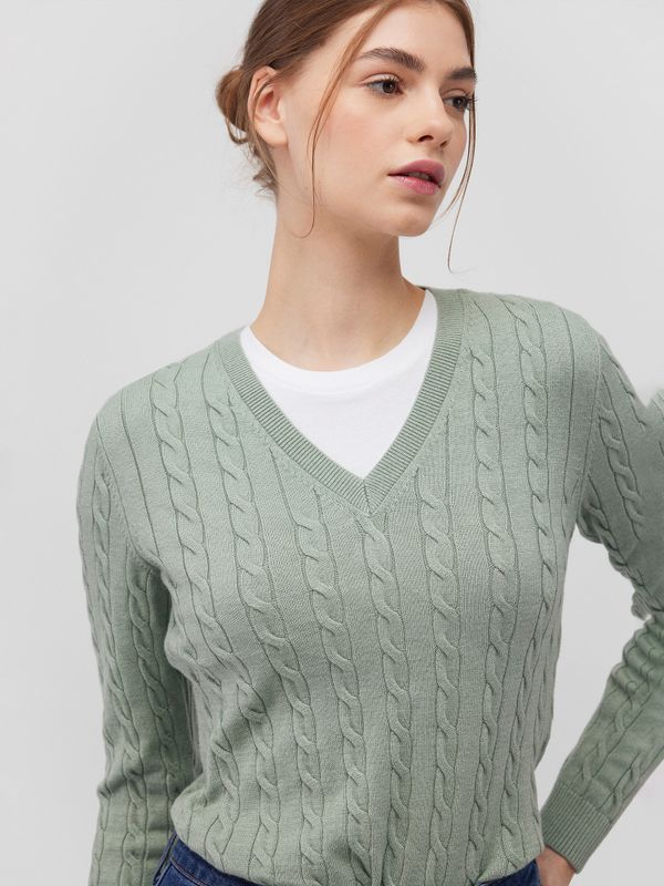 V-NECK SWEATER