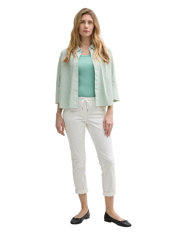 Top mit Rippstruktur