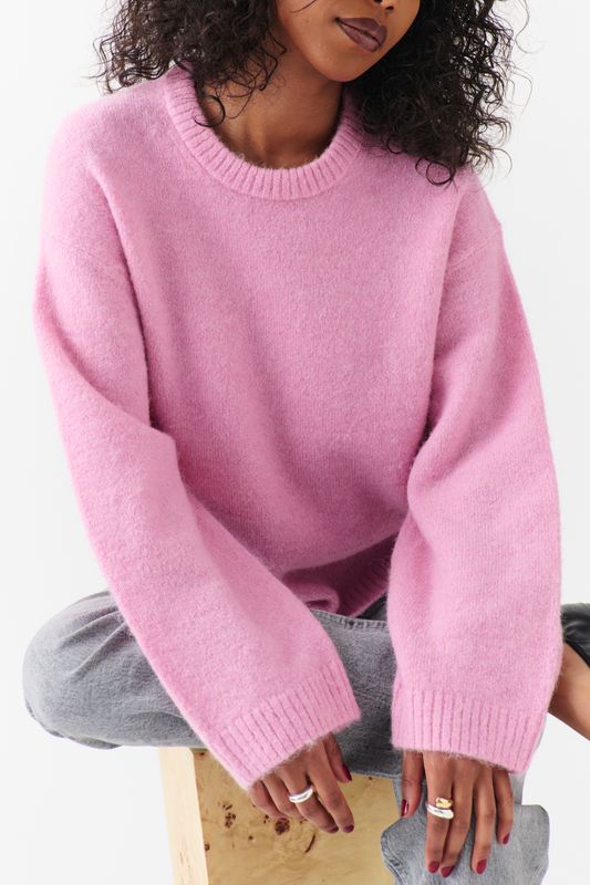 crew neck knitted sweater