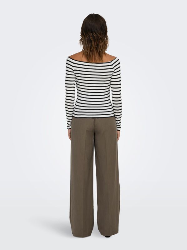 ONLGLAMOUR L/S BOAT NECK TOP BOX CC JRS