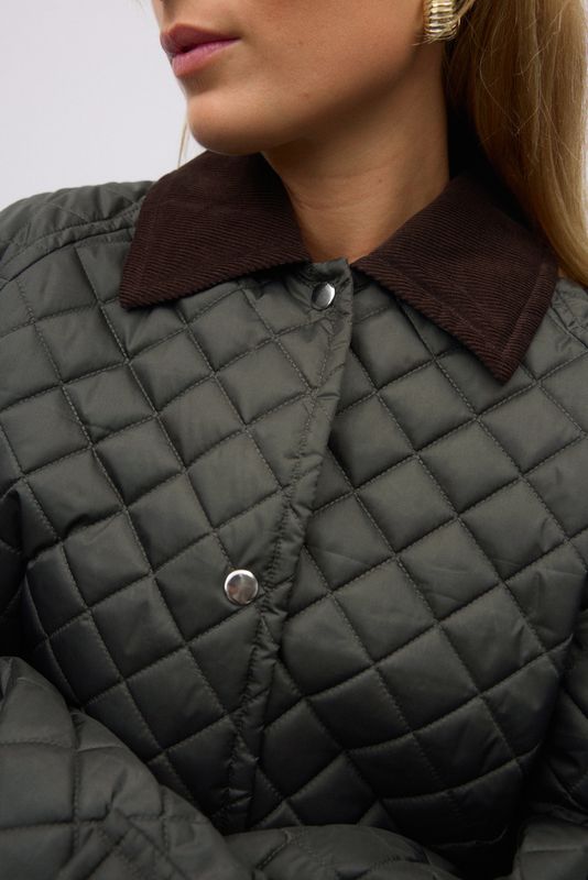 Cordouroy collar quilted Jacket