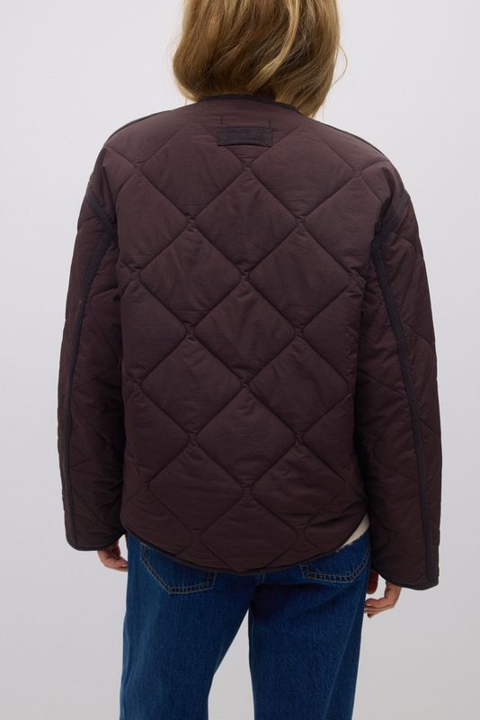Quilted short jacket