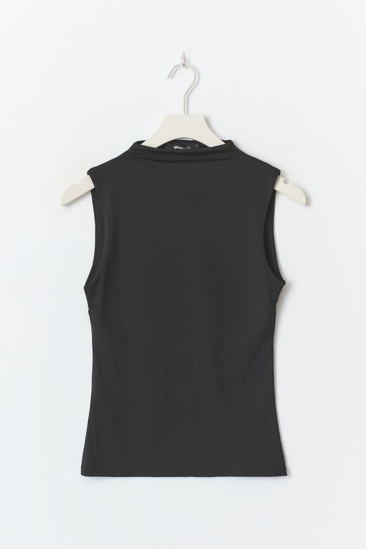 Sleeveless top