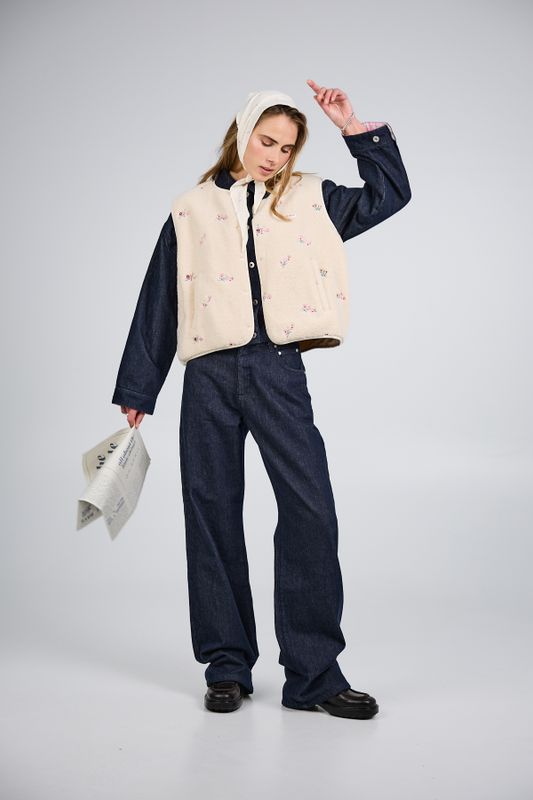 Magnolia Fleece Vest