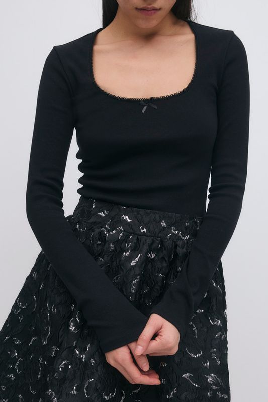 Tight rib long sleeve top