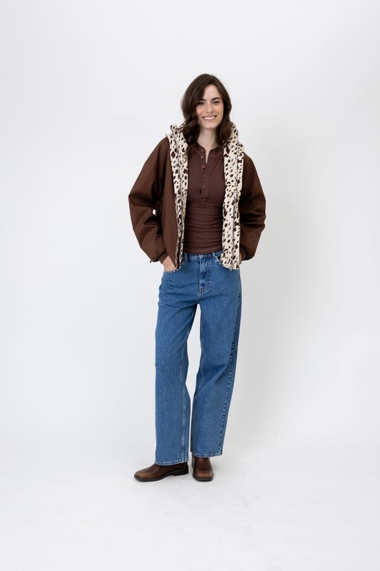 Amine Reversible Jacket