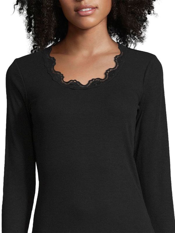 T-shirt lace v-neck
