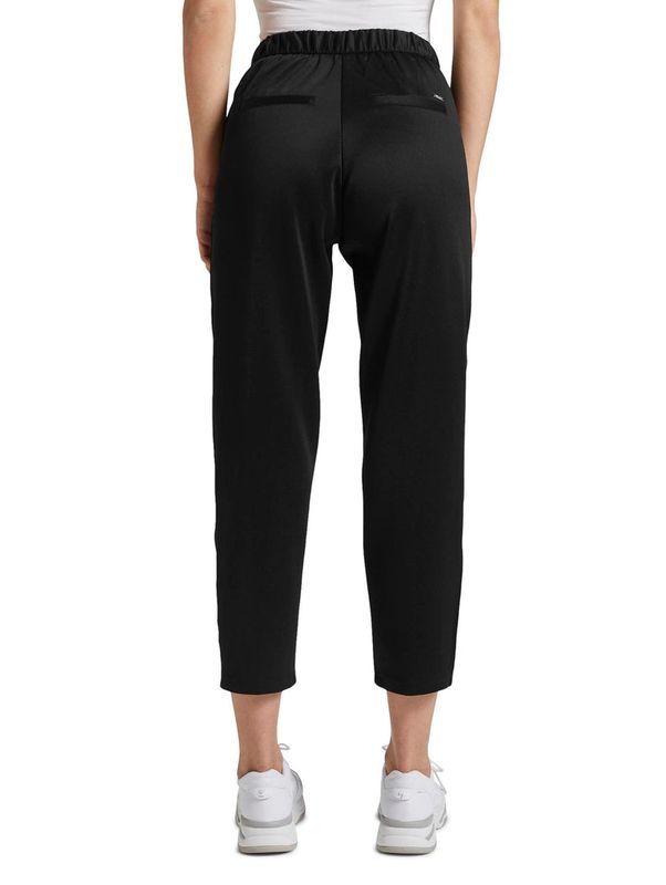 Athleisure pants