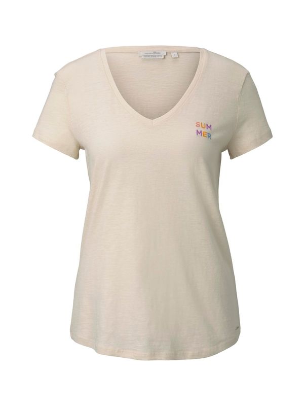 basic v-neck tee with embro