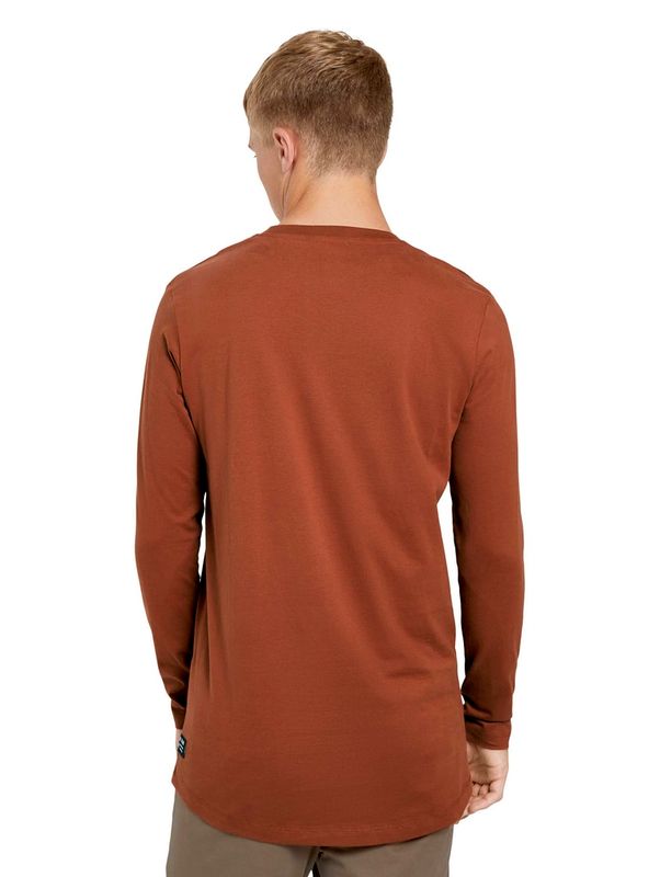 basic longsleeve T-shirt