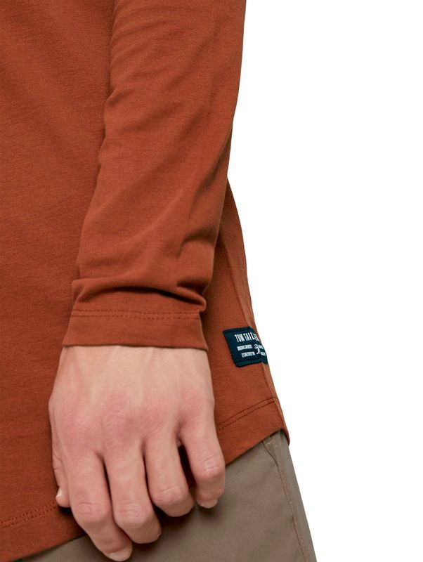 basic longsleeve T-shirt