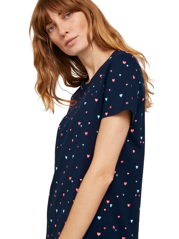 T-shirt with alloverprinted