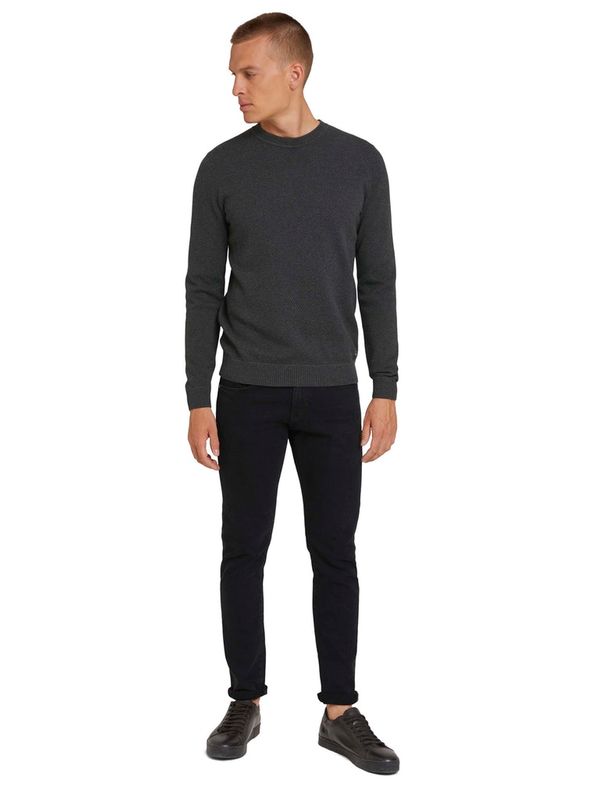 basic structure sweater