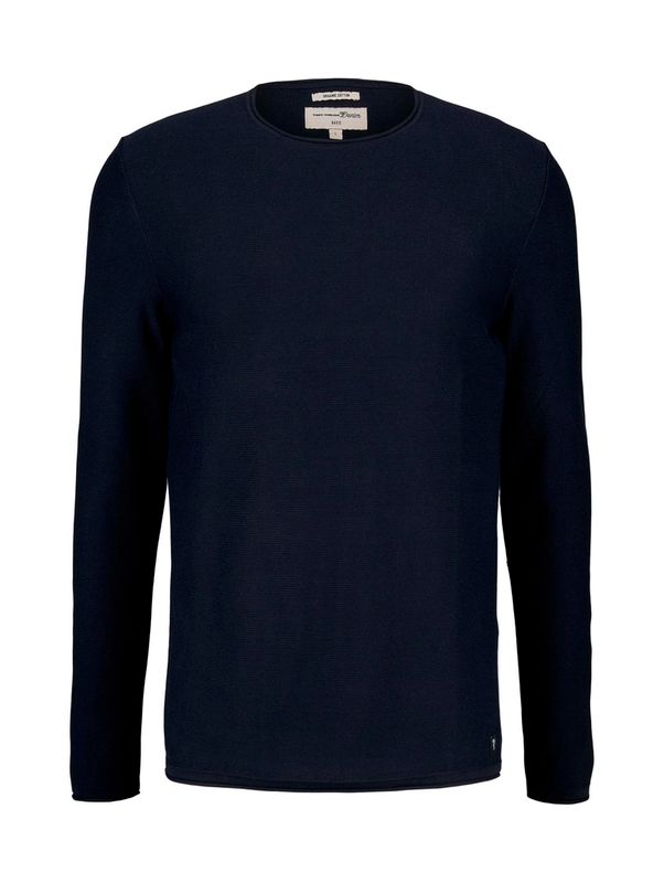 basic crew neck
