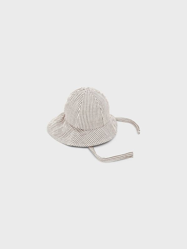 NBMFESOLLE SUNHAT W. EARFLAPS