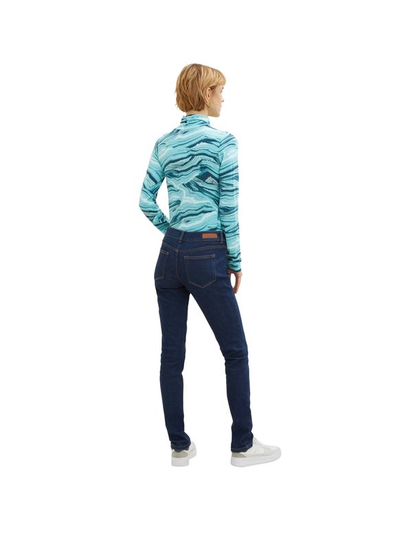Elsa Slim Straight Jeans