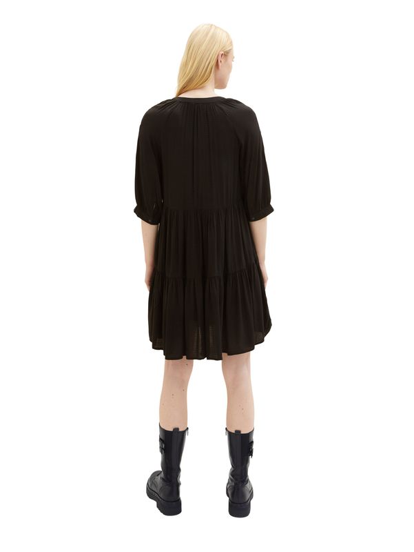Kleid mit Volants