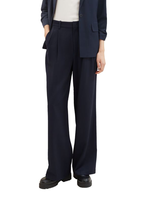 Wide Leg Hose