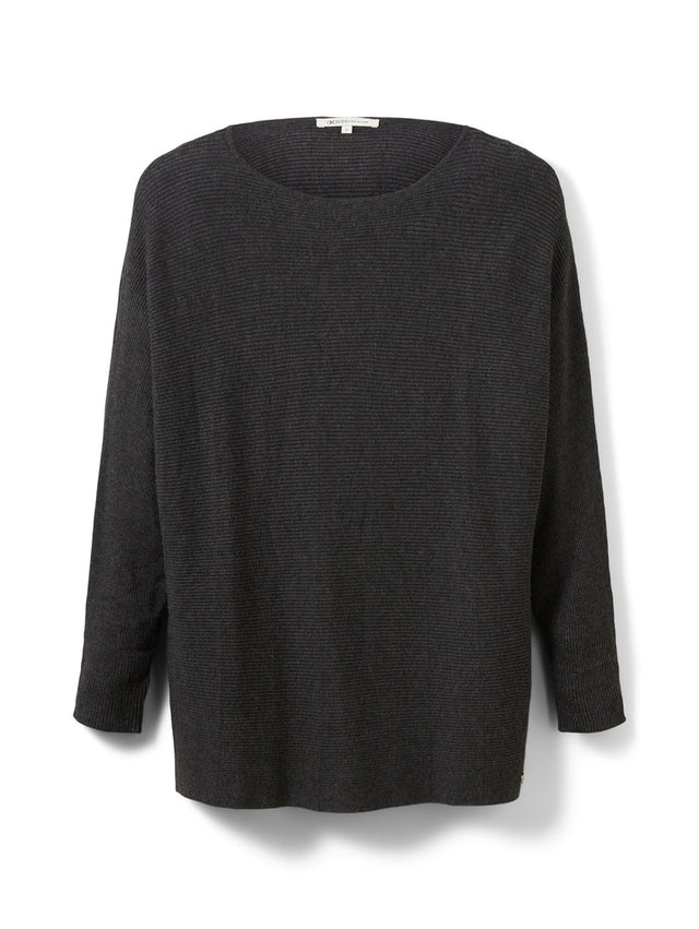 batwing pullover