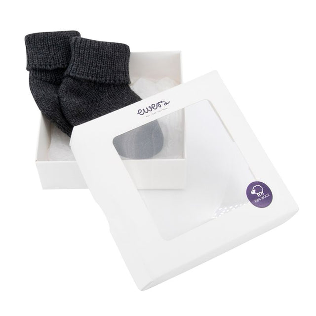 Geschenkbox Babysocken Wolle mit Um
