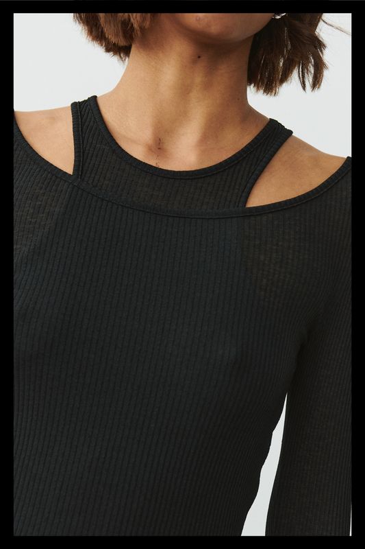 Long sleeve cut out top