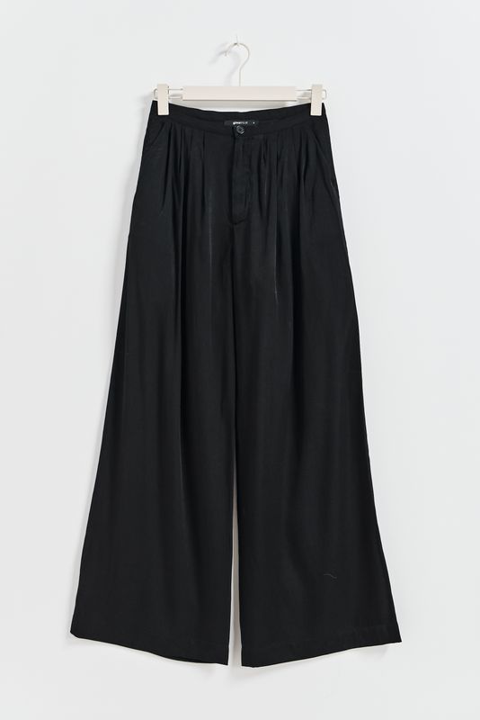 fluid wide trousers