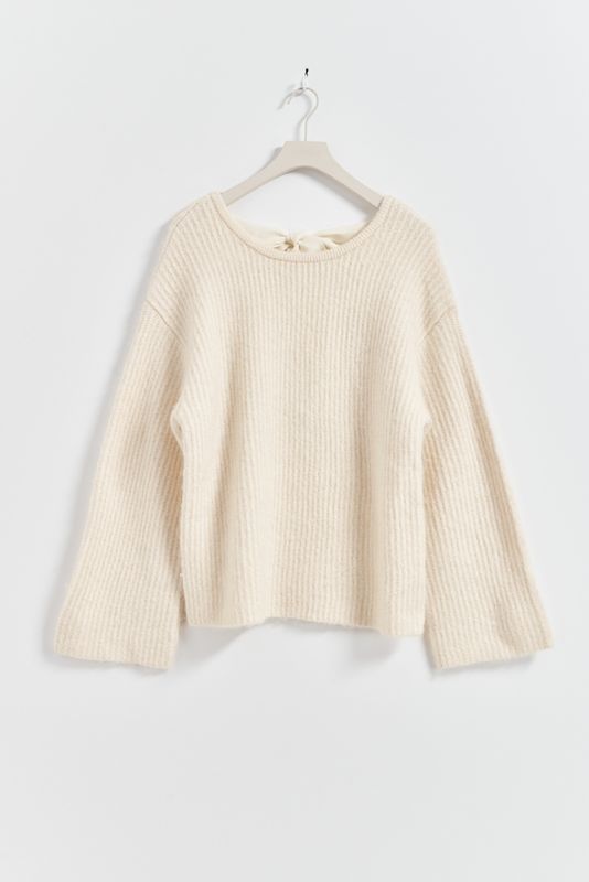 Knitted bow sweater