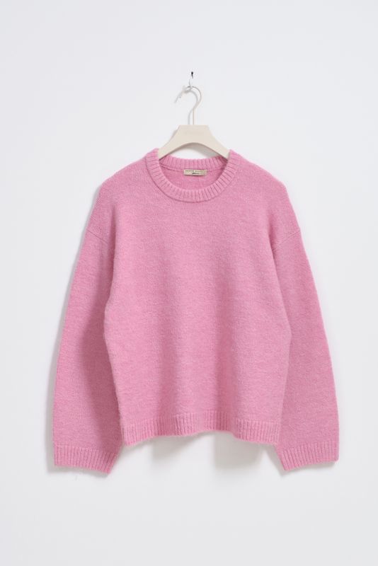 crew neck knitted sweater