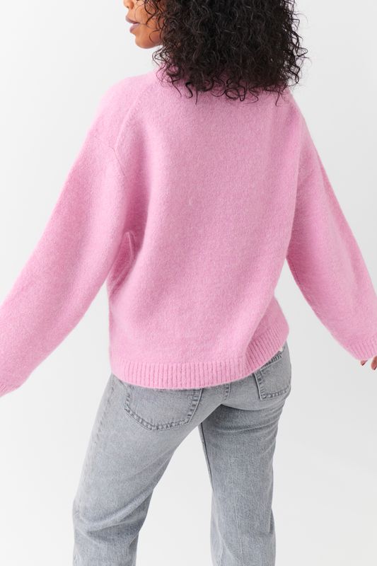 crew neck knitted sweater