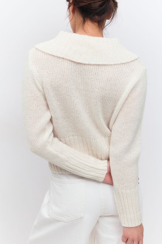 Knitted cardigan