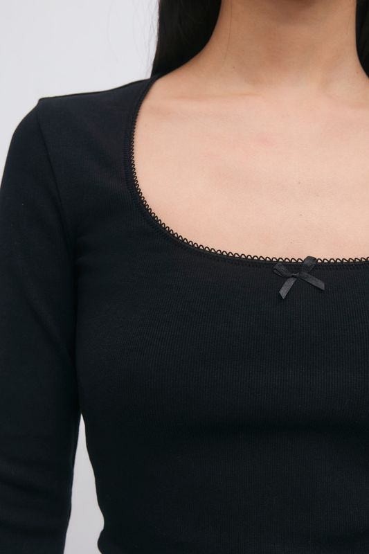 Tight rib long sleeve top