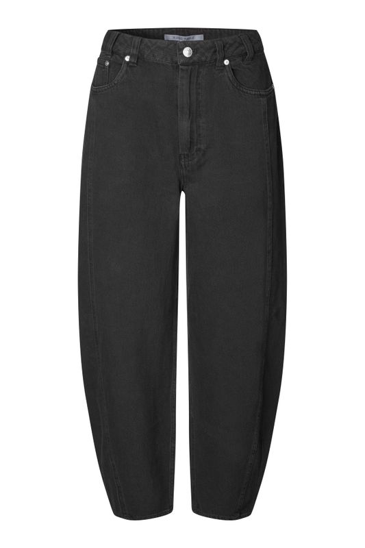 Loana Denim Barrel Jeans