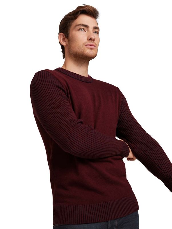 plated crew neck sweater