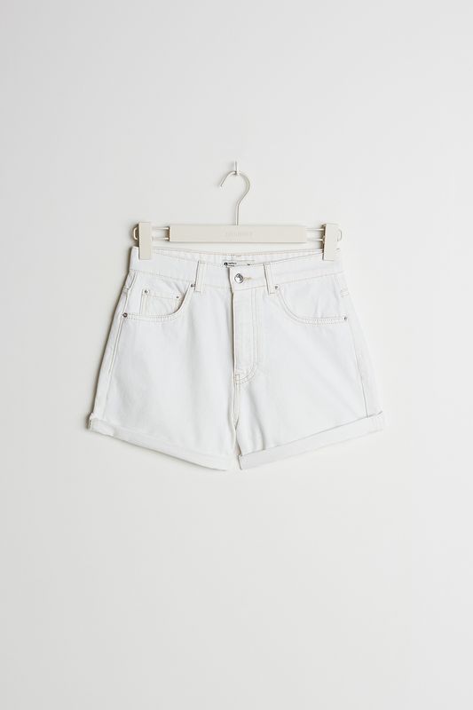 Dagny mom shorts