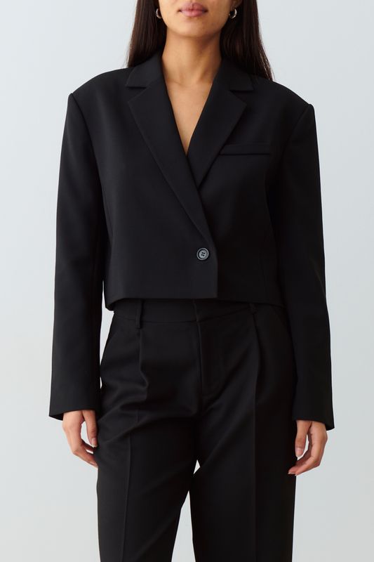 Boxy cropped blazer