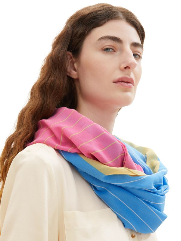 Printed loop scarf